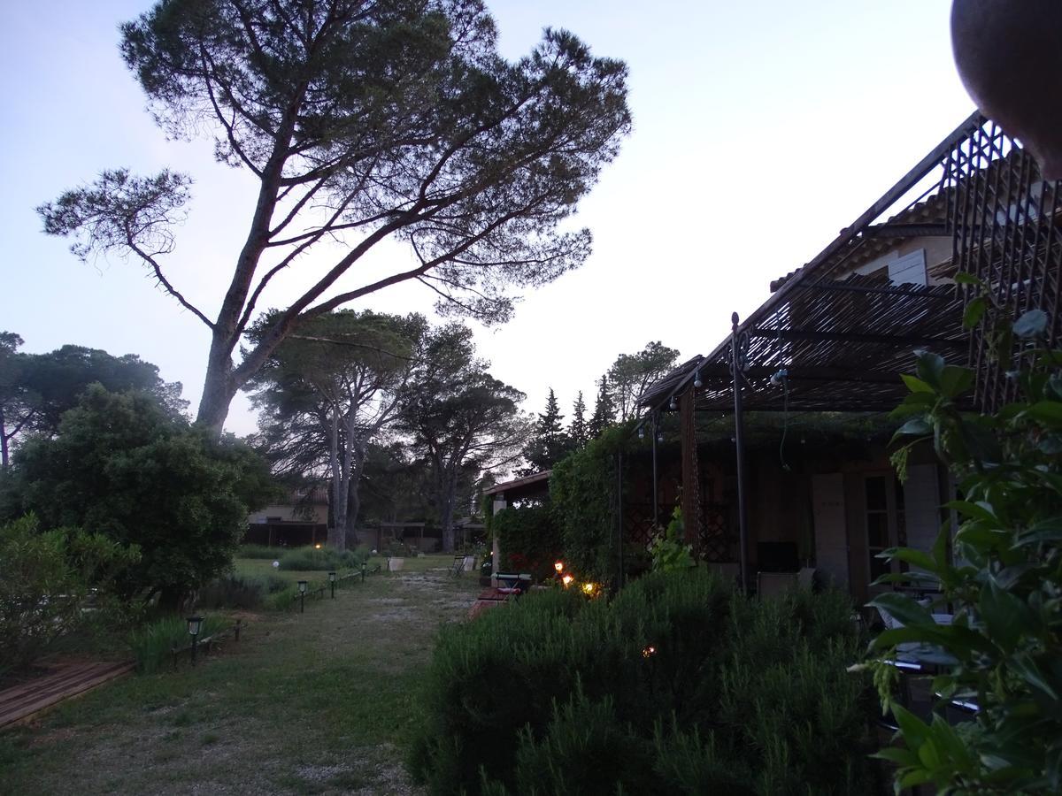 La Coudouliere Hotel Saint-Rémy-de-Provence Exterior foto